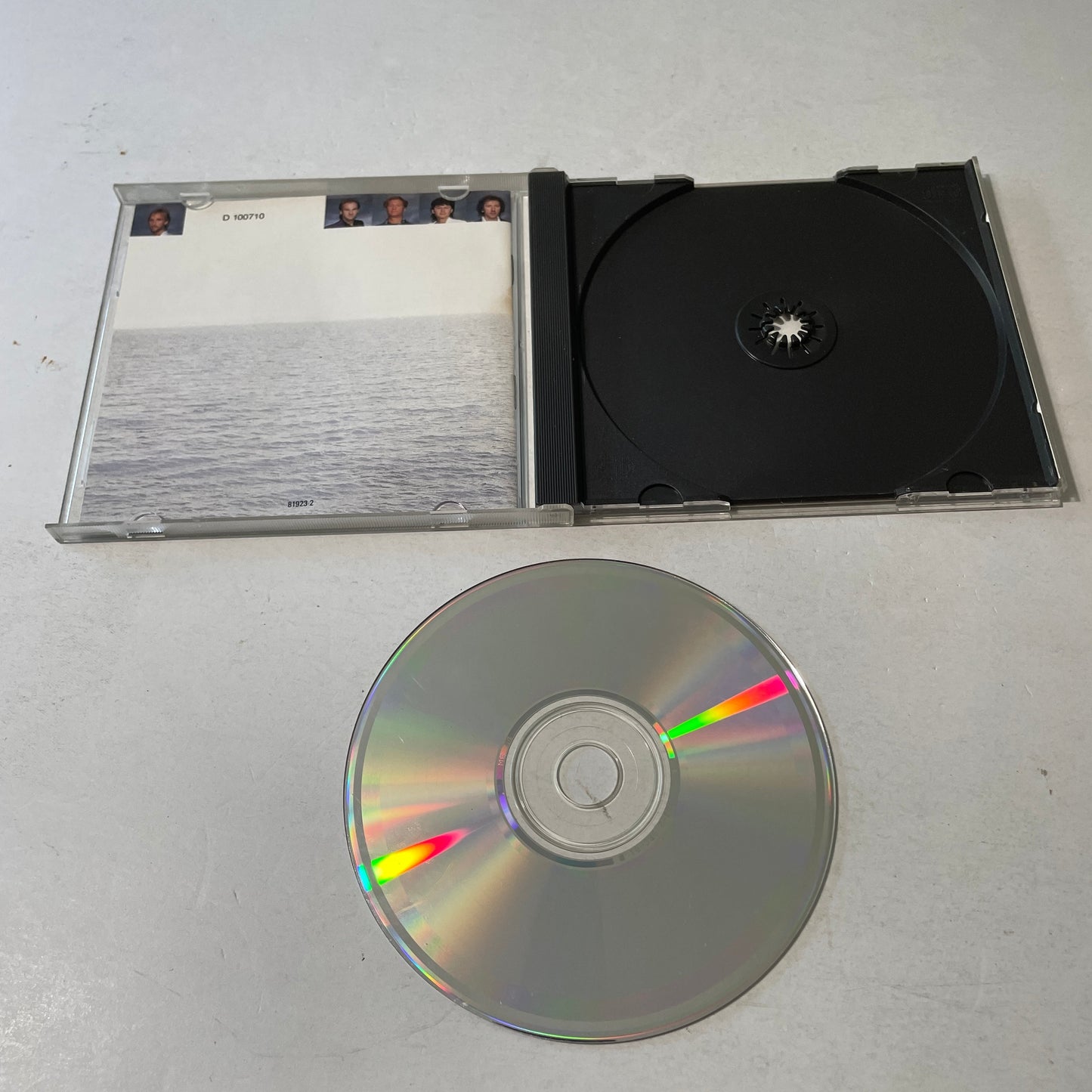 M1ke + The Mechan1c5 M1ke + The Mechan1c5 – Living Years Used CD VG\VG Silver