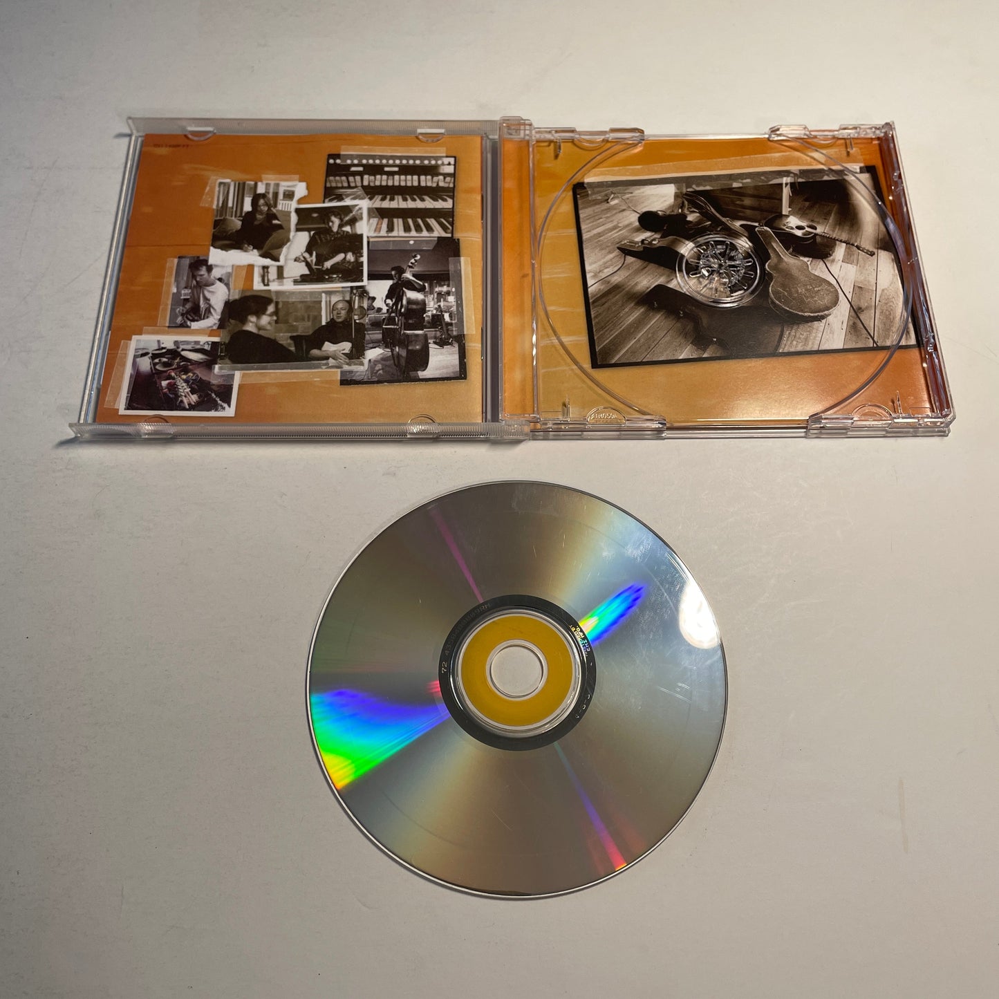 Norah Jones Feels Like Home Used CD VG\VG Silver