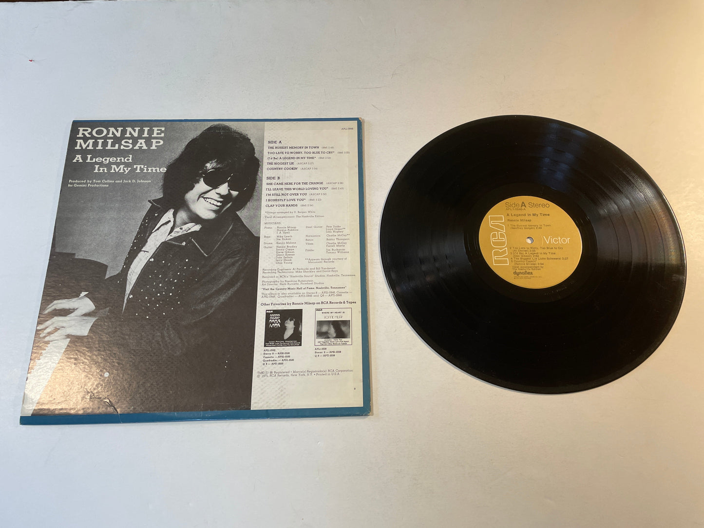 Ronnie Milsap A Legend In My Time Used Vinyl LP VG\VG Black