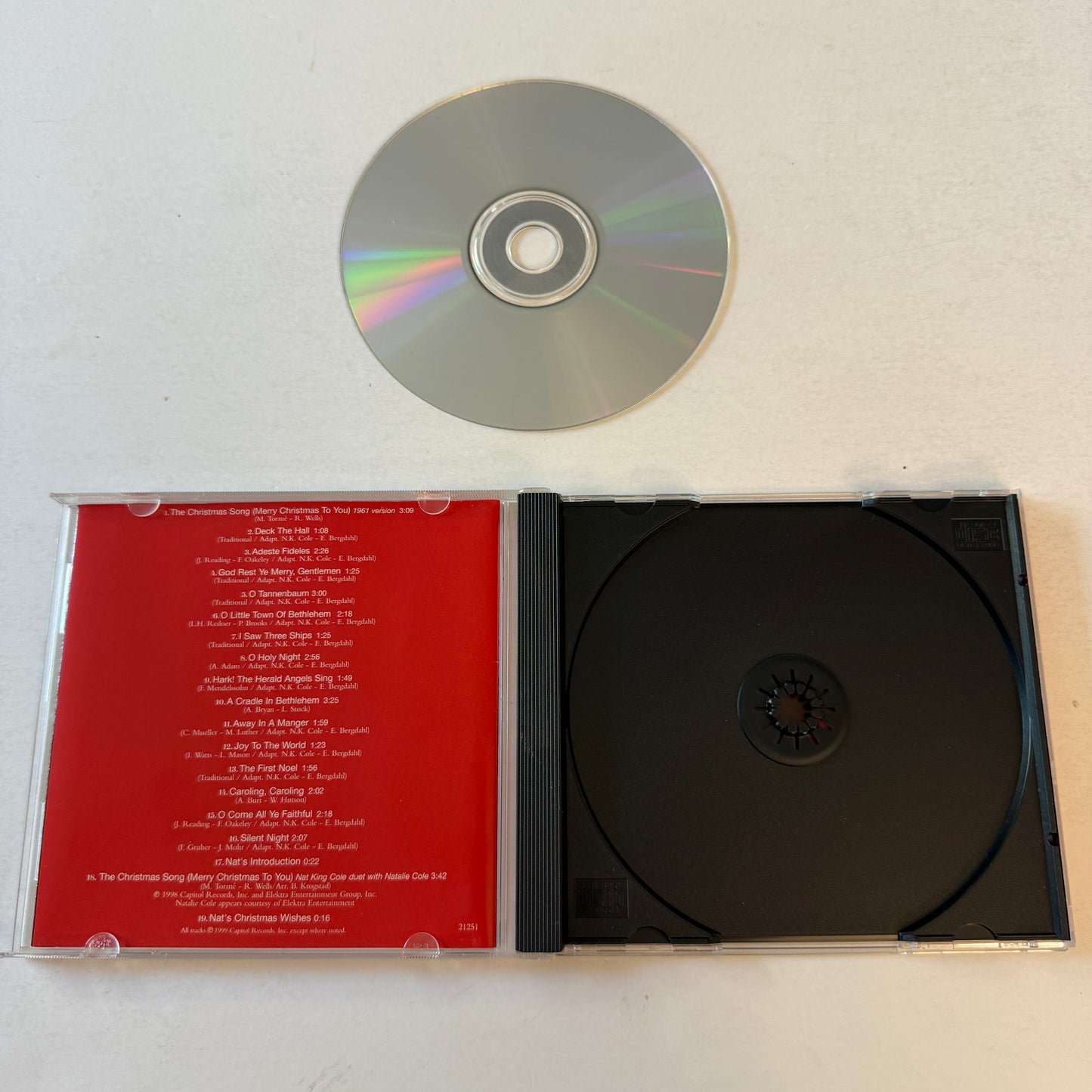 Nat King Cole The Christmas Song Used CD VG+\VG+