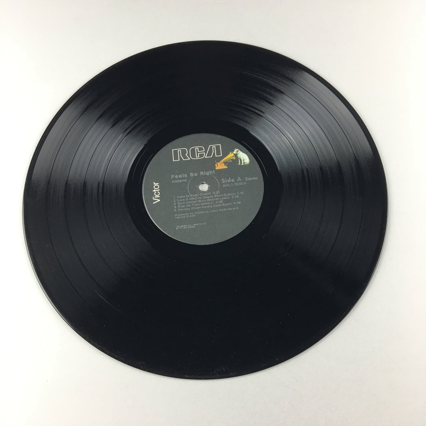 Alabama Feels So Right \ Black