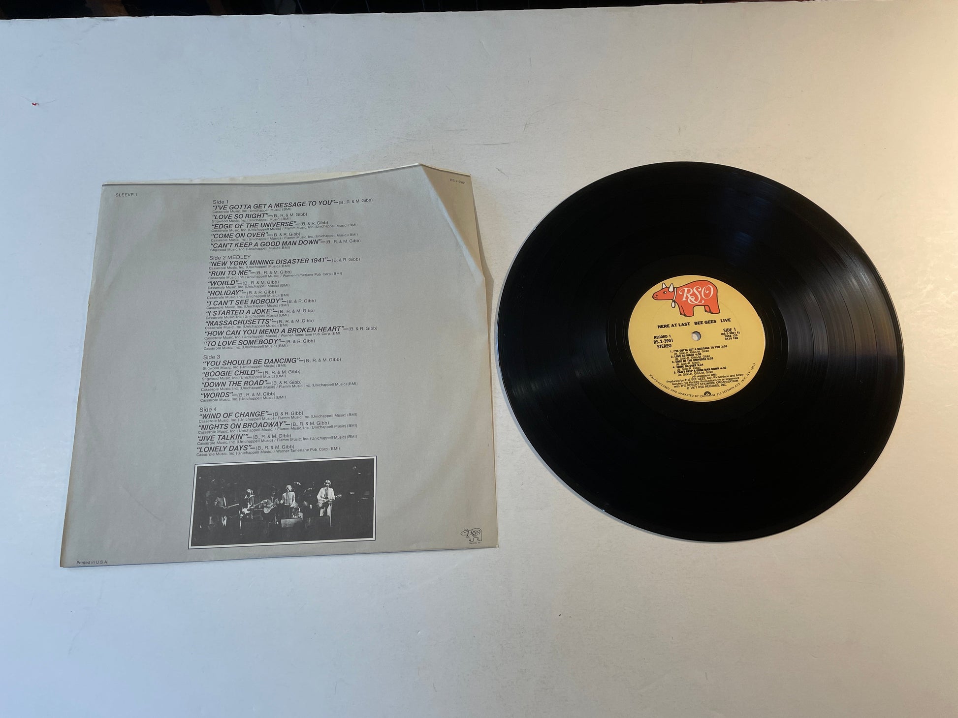 Bee Gees Here At Last...Bee Gees...Live \ Black