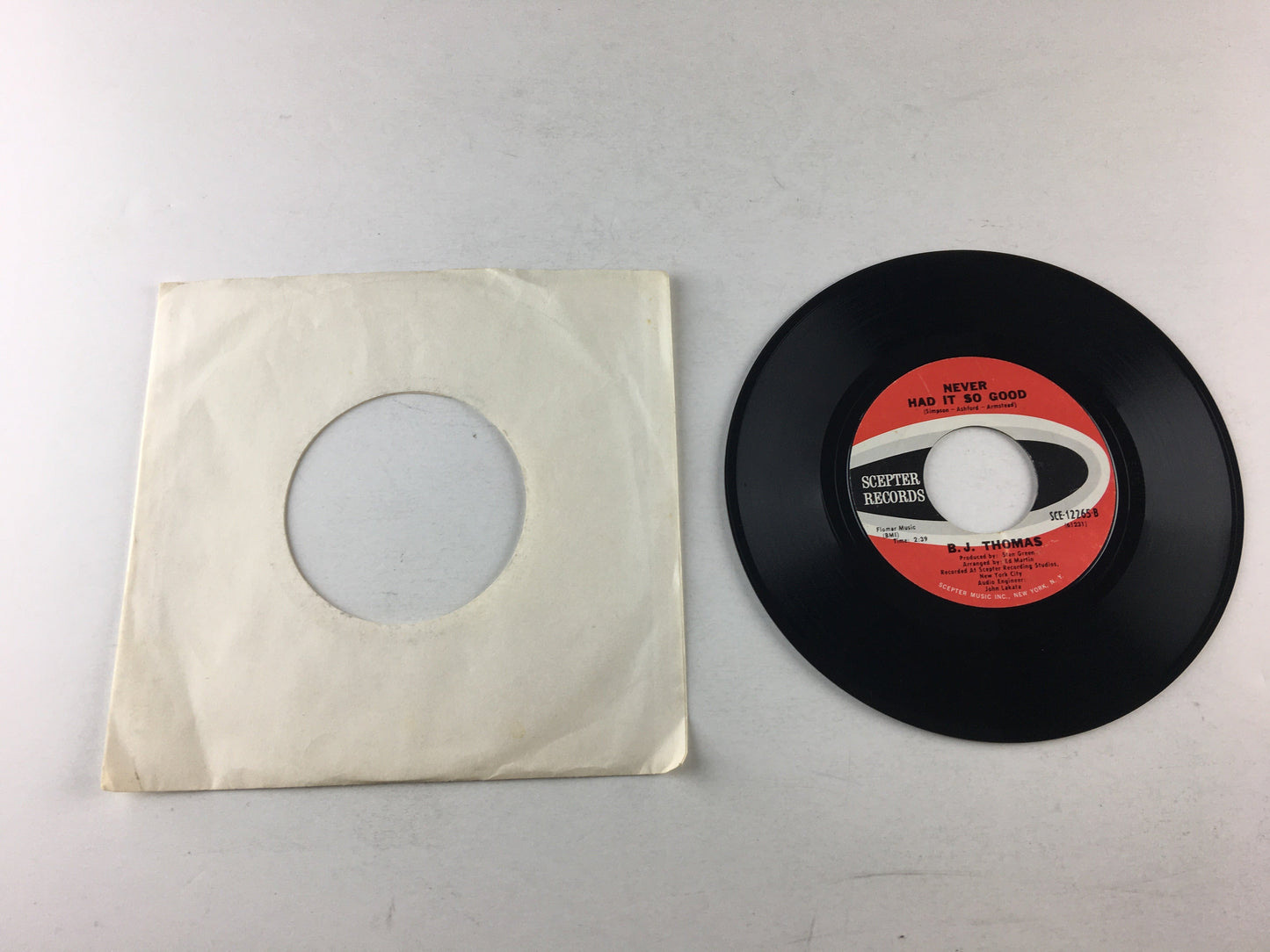 B.J. Thomas Raindrops Keep Fallin' On My Head Used 45 RPM 7" Vinyl VG+\VG