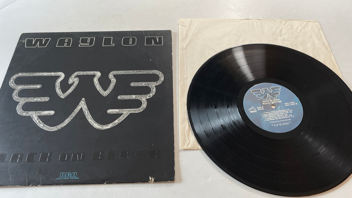 Waylon Jennings Black On Black Used Vinyl LP VG+\VG
