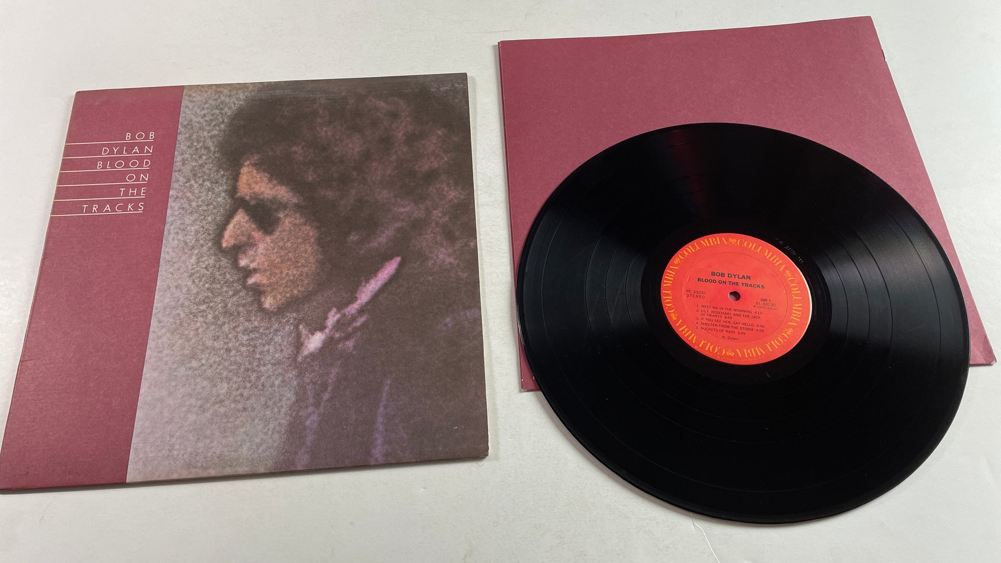 Bob Dylan Blood On The Tracks Used Vinyl LP VG+\VG – Slow Turnin Vinyl