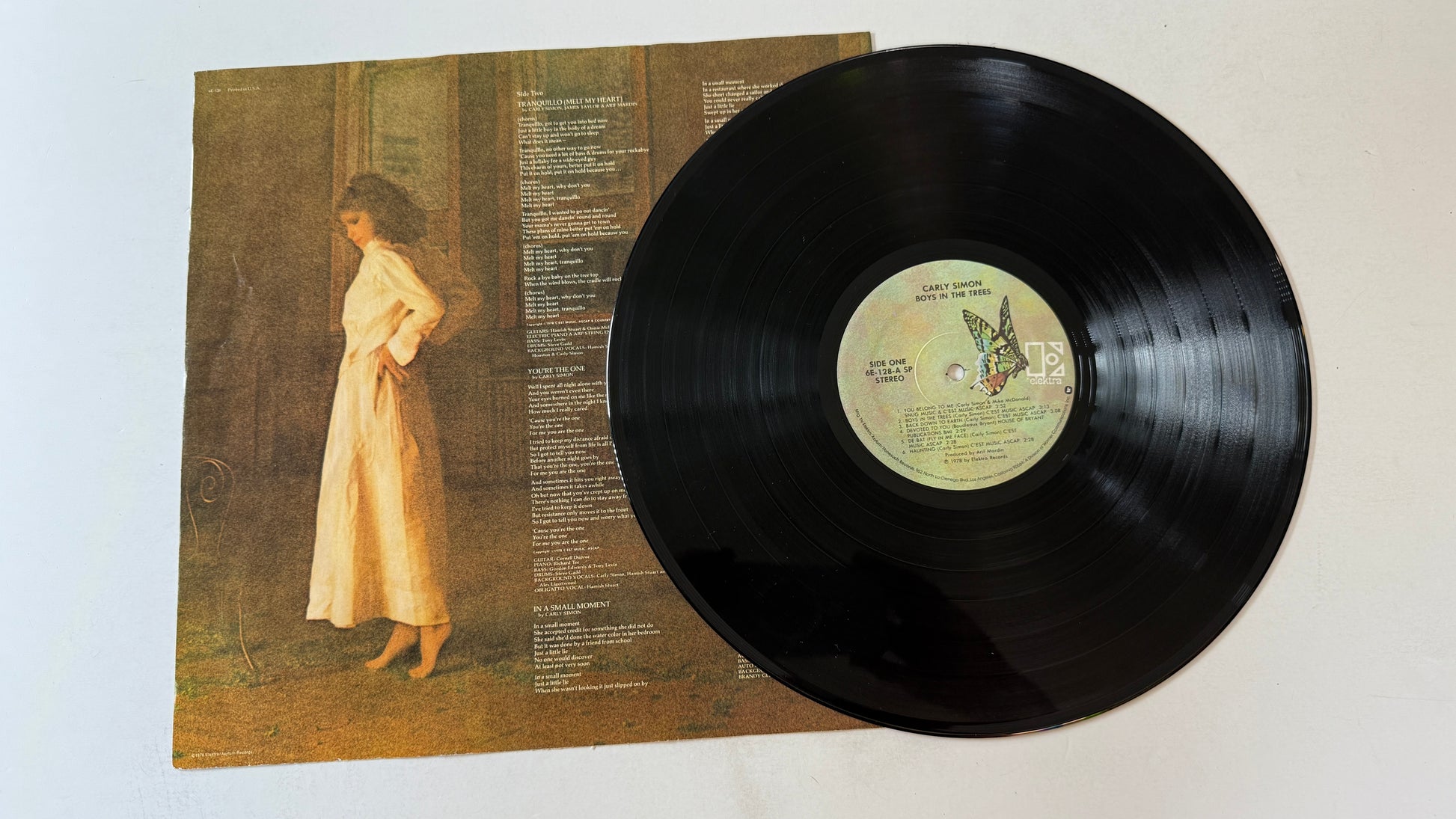 Carly Simon Boys In The Trees Used Vinyl LP VG+\VG