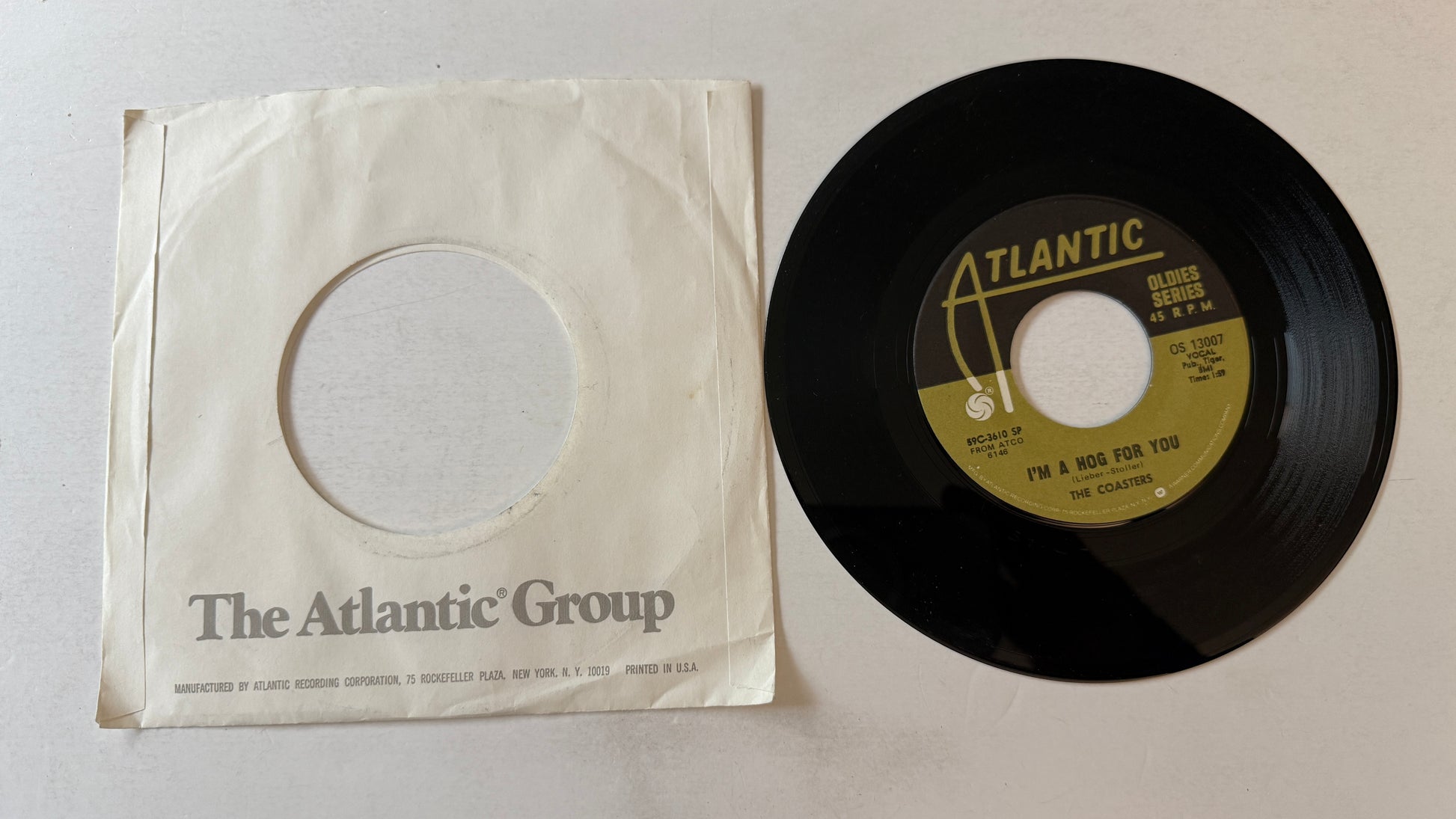 The Coasters Charlie Brown / I'm A Hog For You Used 45 RPM 7" Vinyl VG+\