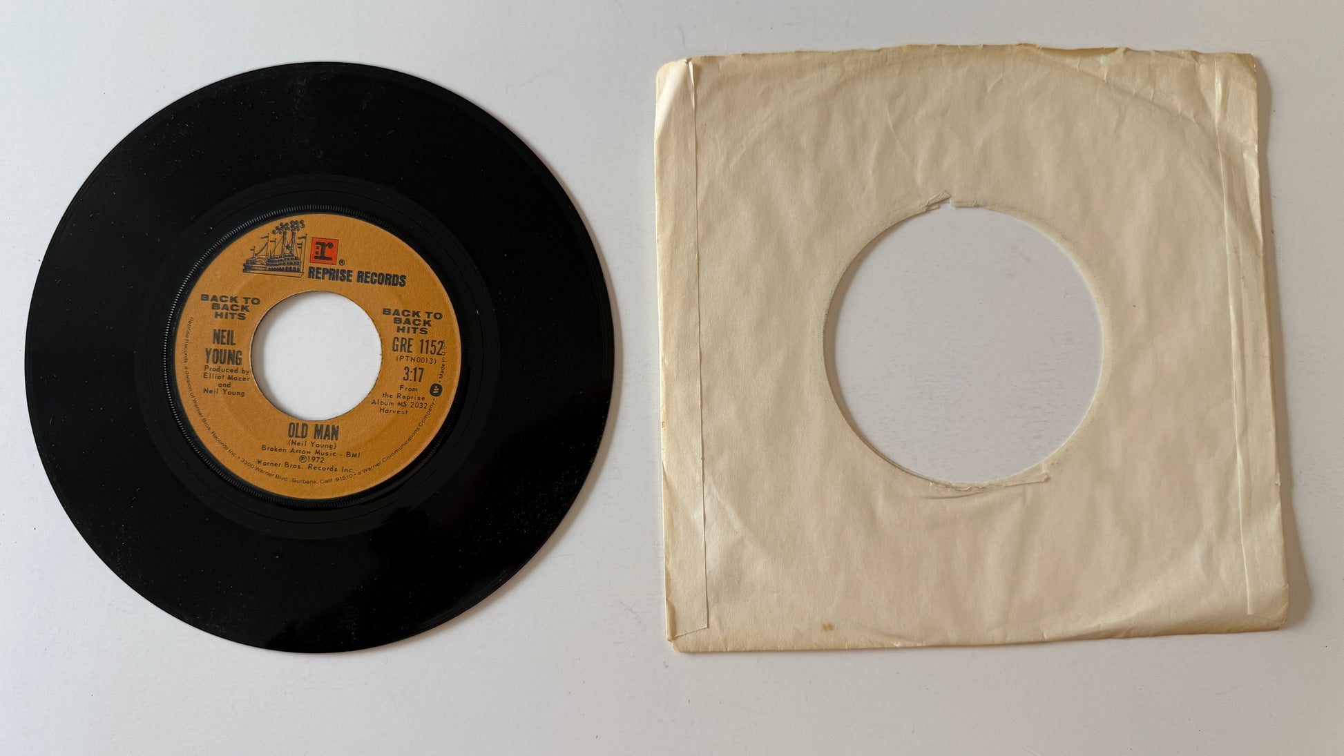 Neil Young Heart Of Gold / Old Man Used 45 RPM 7" Vinyl VG+\