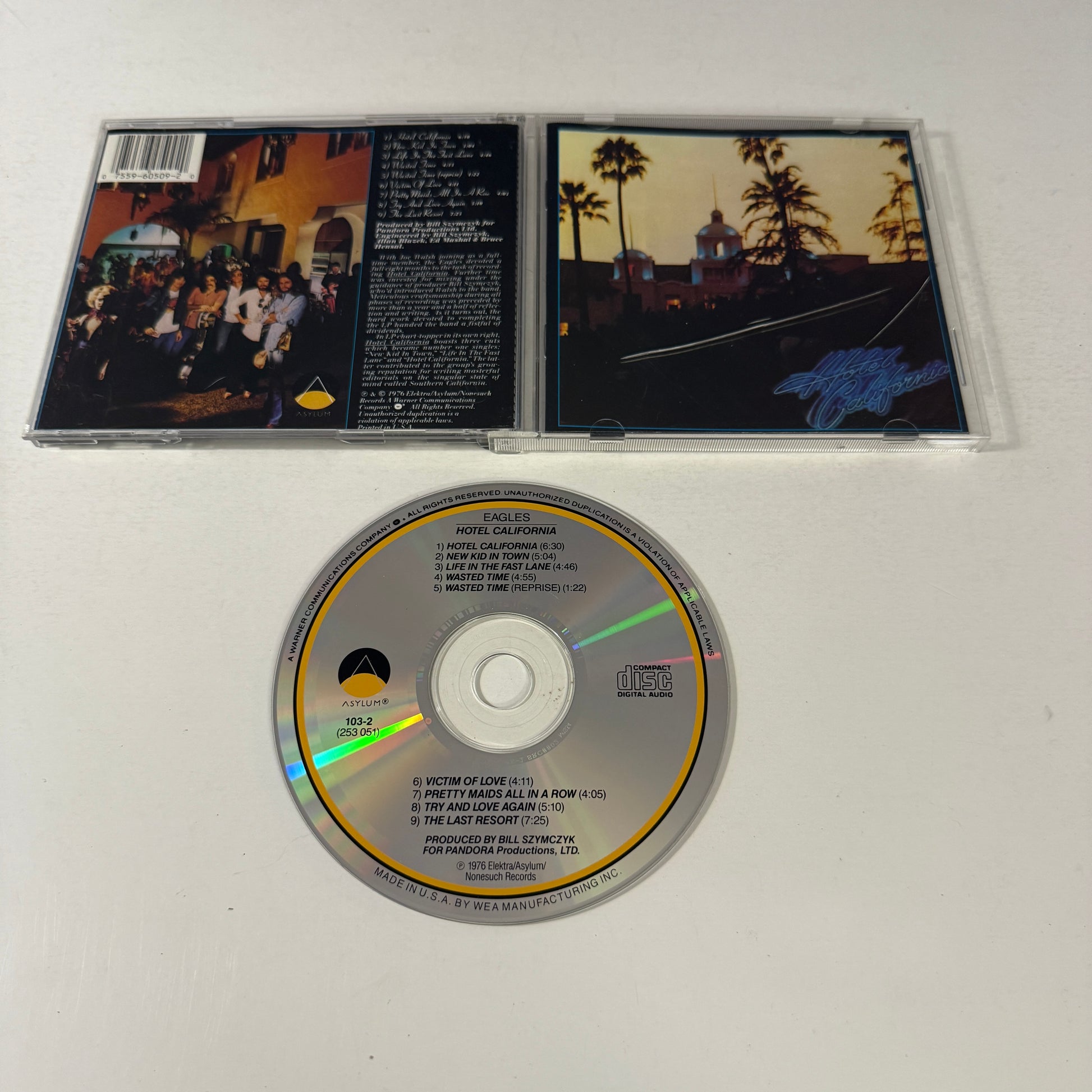 Eagles Hotel California Used CD VG+\VG