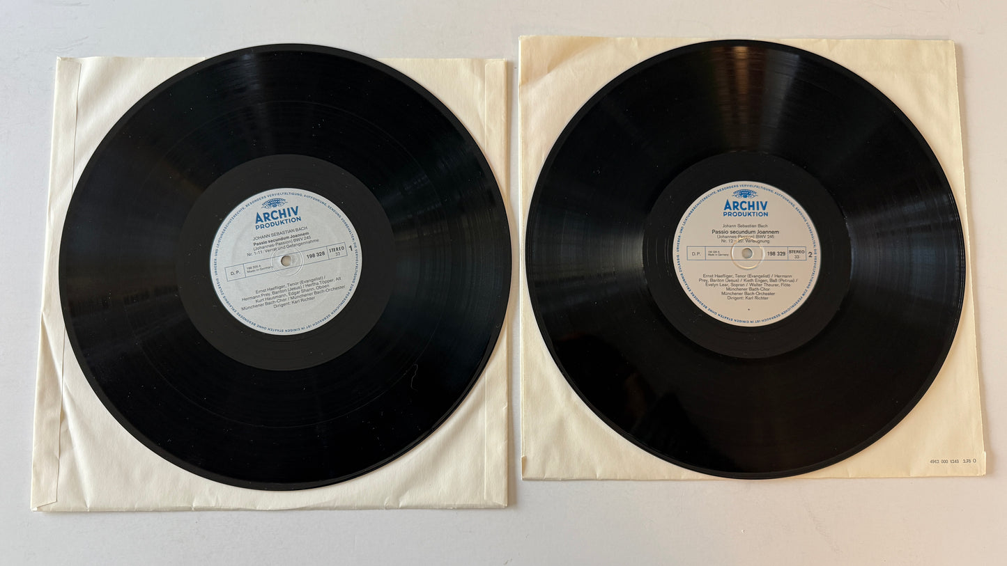 Johann Sebastian Bach Johannes-Passion (St. John Passion) (La Passion Selon Saint Jean) BWV 245 Used Vinyl Box Set VG+\VG