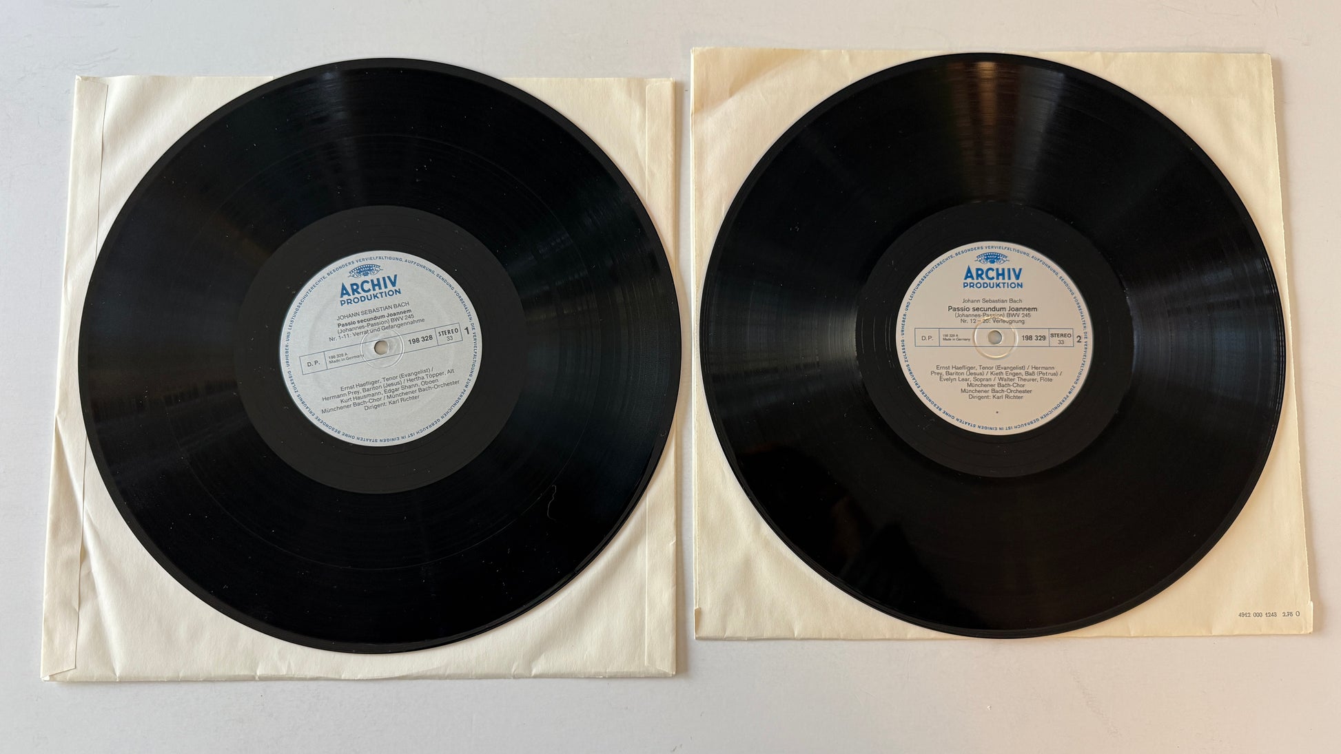Johann Sebastian Bach Johannes-Passion (St. John Passion) (La Passion Selon Saint Jean) BWV 245 Used Vinyl Box Set VG+\VG