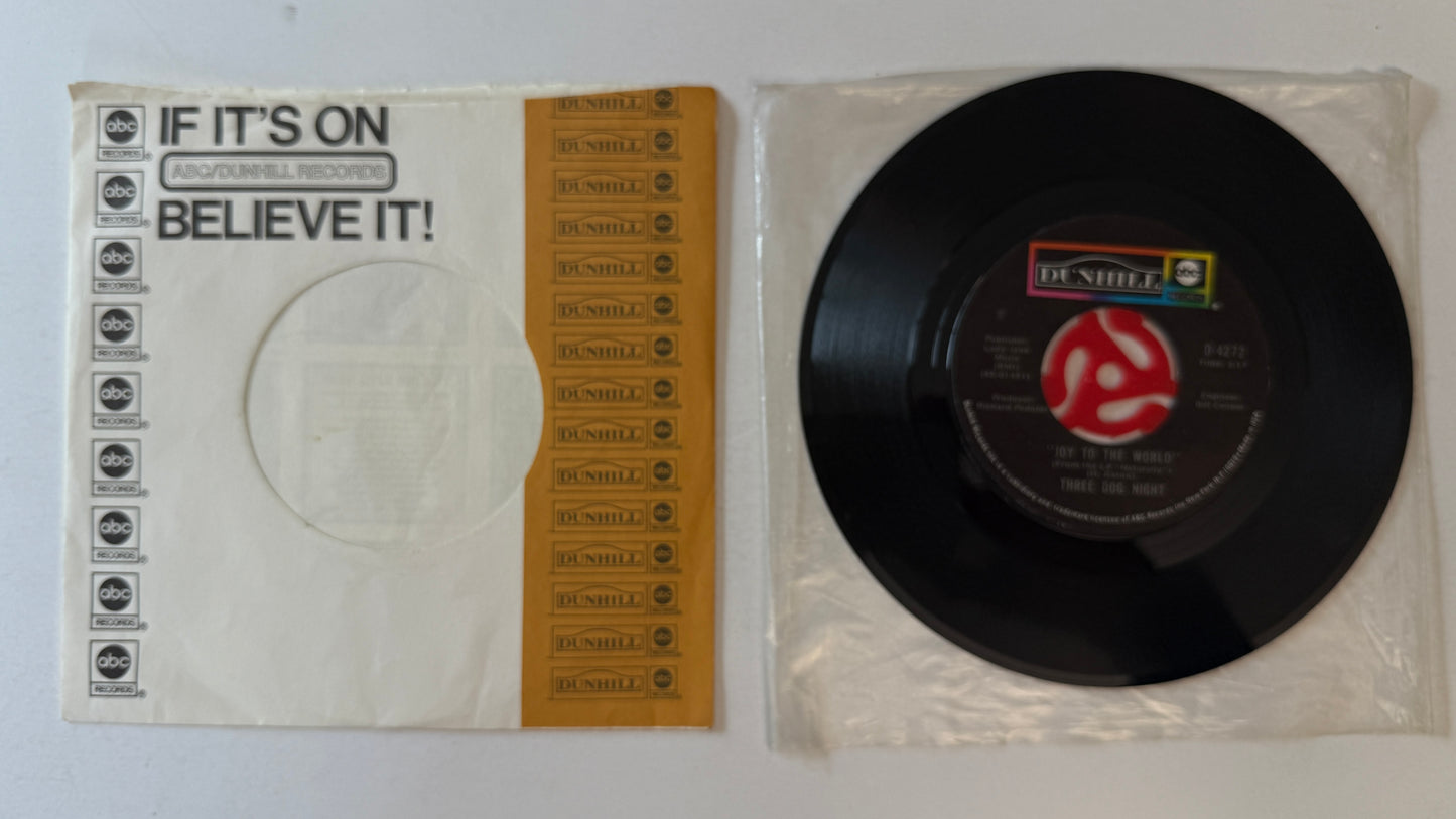 Three Dog Night Joy To The World / I Can Hear You Calling Used 45 RPM 7" Vinyl VG+\
