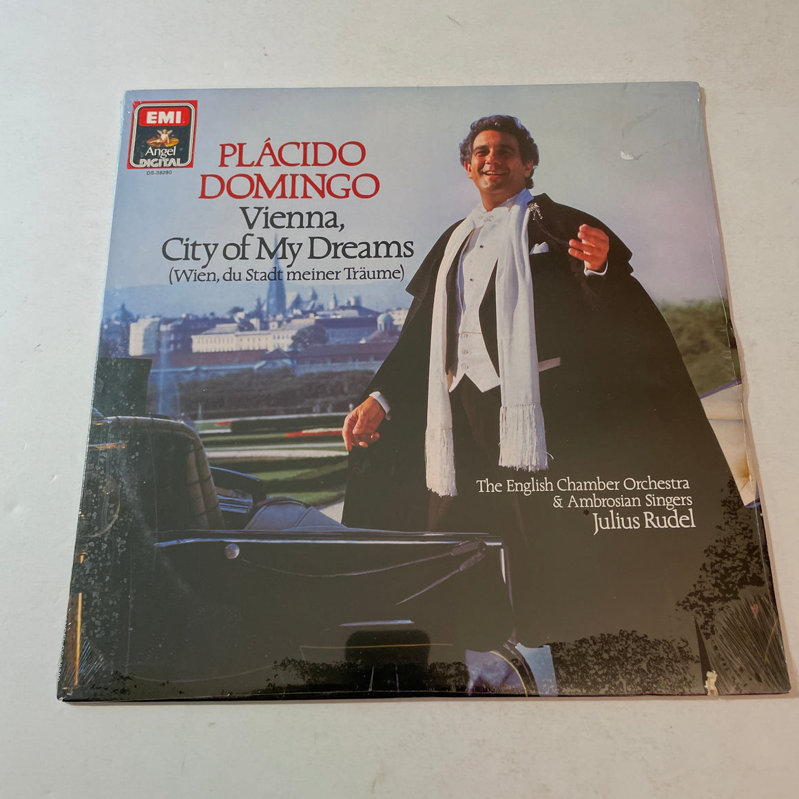 Plácido Domingo Vienna, City Of My Dreams Used Vinyl LP M\VG+