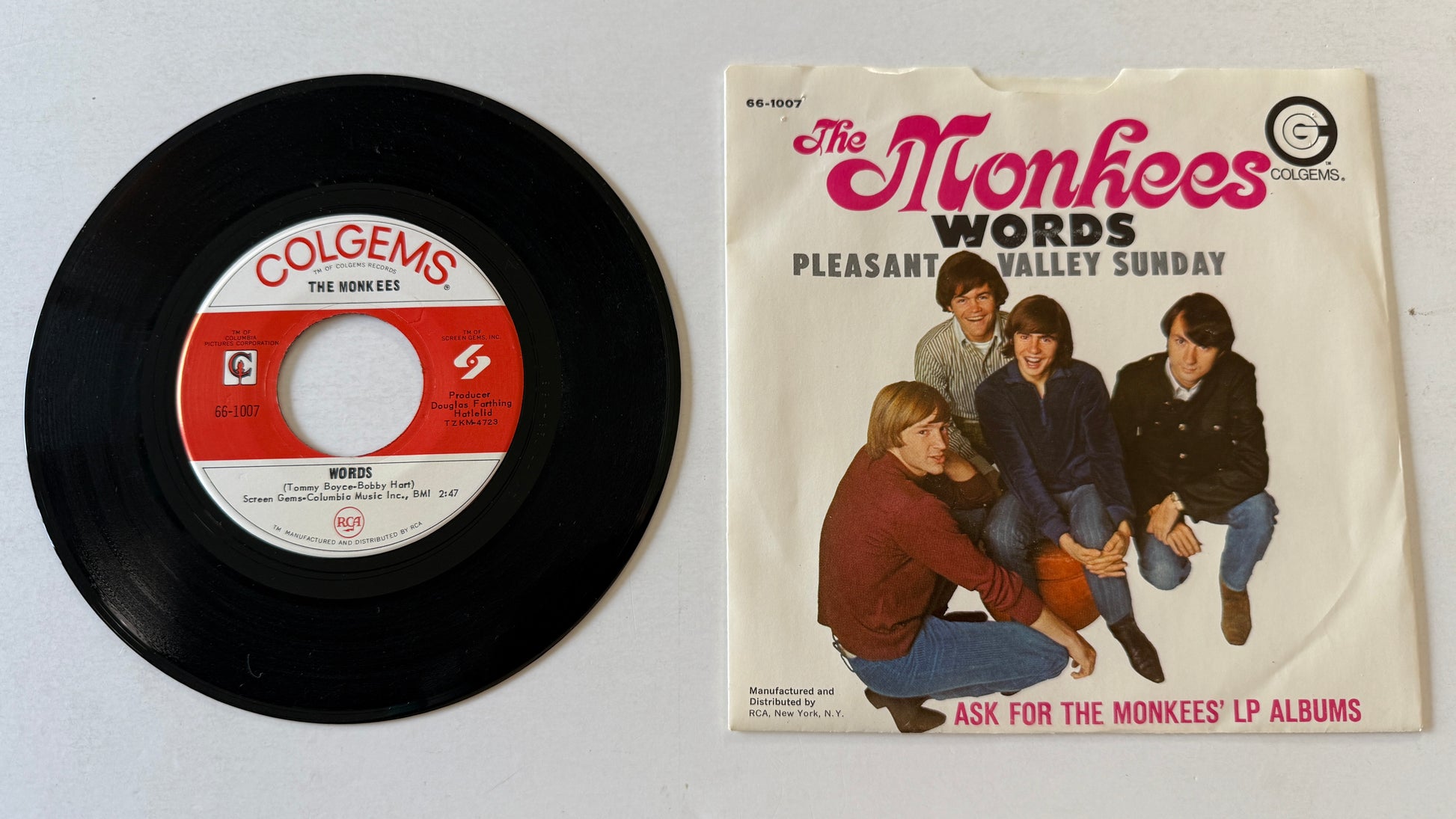 The Monkees Pleasant Valley Sunday / Words Used 45 RPM 7" Vinyl VG+\VG