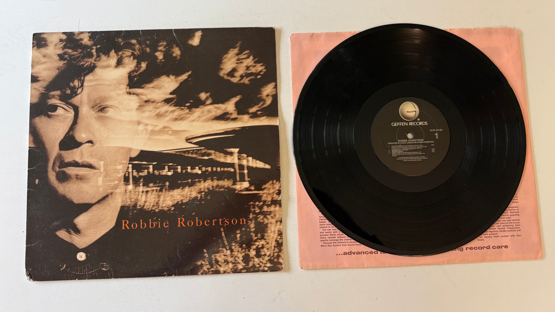 Robbie Robertson Robbie Robertson Used Vinyl LP VG+\G+
