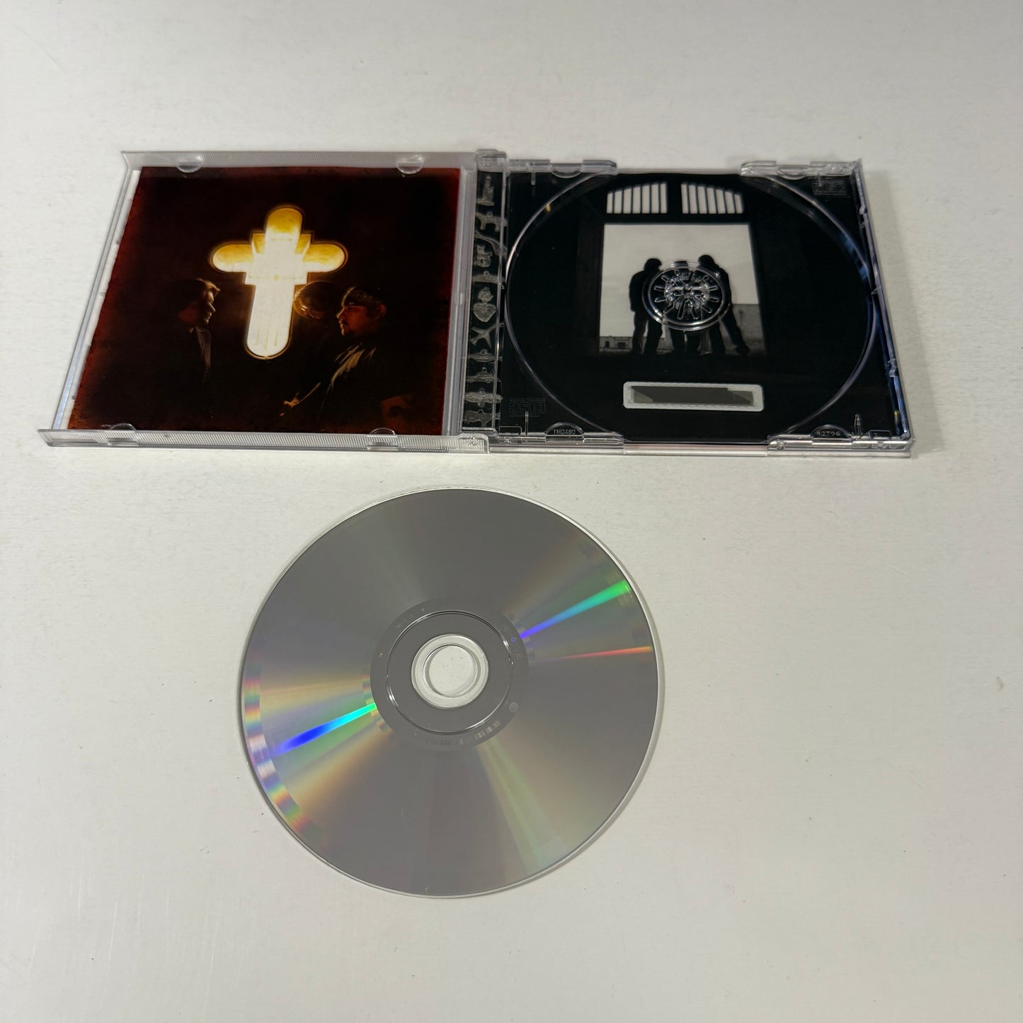 Los Lonely Boys Sacred Used CD VG+\VG+