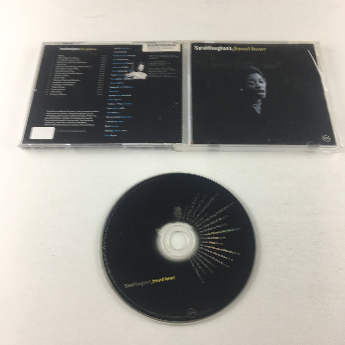 Sarah Vaugan Sarah Vaughan's Finest Hour Used CD VG+\VG+
