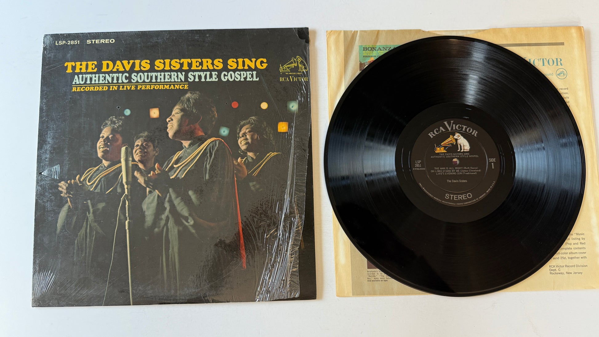 The Davis Sisters Sing Authentic Southern Style Gospel Used Vinyl LP VG+\VG+