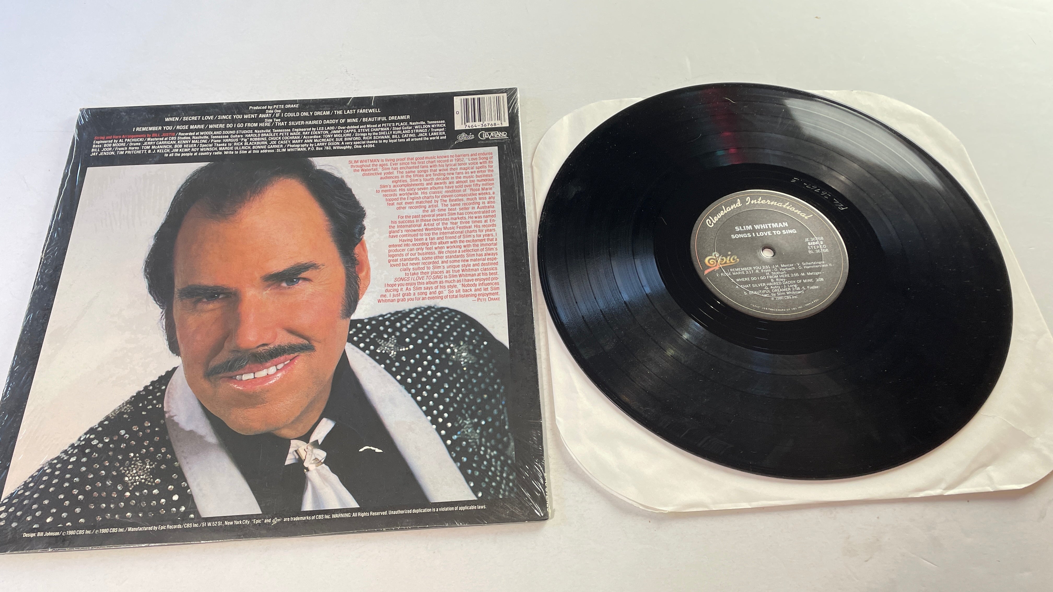 Slim Whitman: Songs I Love hot To Sing: Epic 1980 Vinyl LP Album (Country) AUTOGRAPH