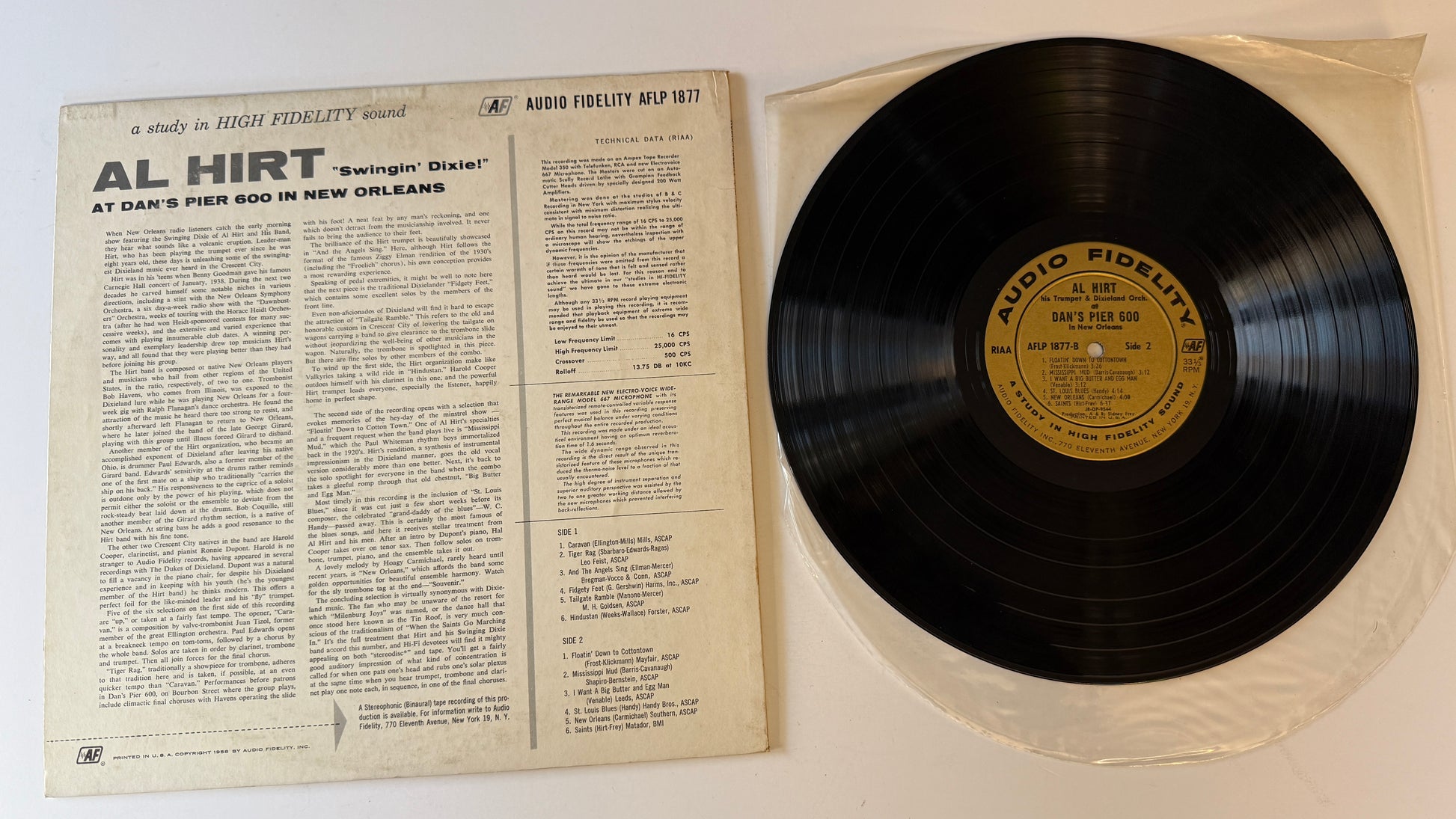 Al Hirt Swingin' Dixie! (At Dan's Pier 600 In New Orleans) Used Vinyl LP VG\VG+