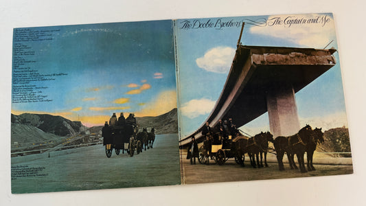 The Doobie Brothers The Captain And Me Used Vinyl LP VG+\VG