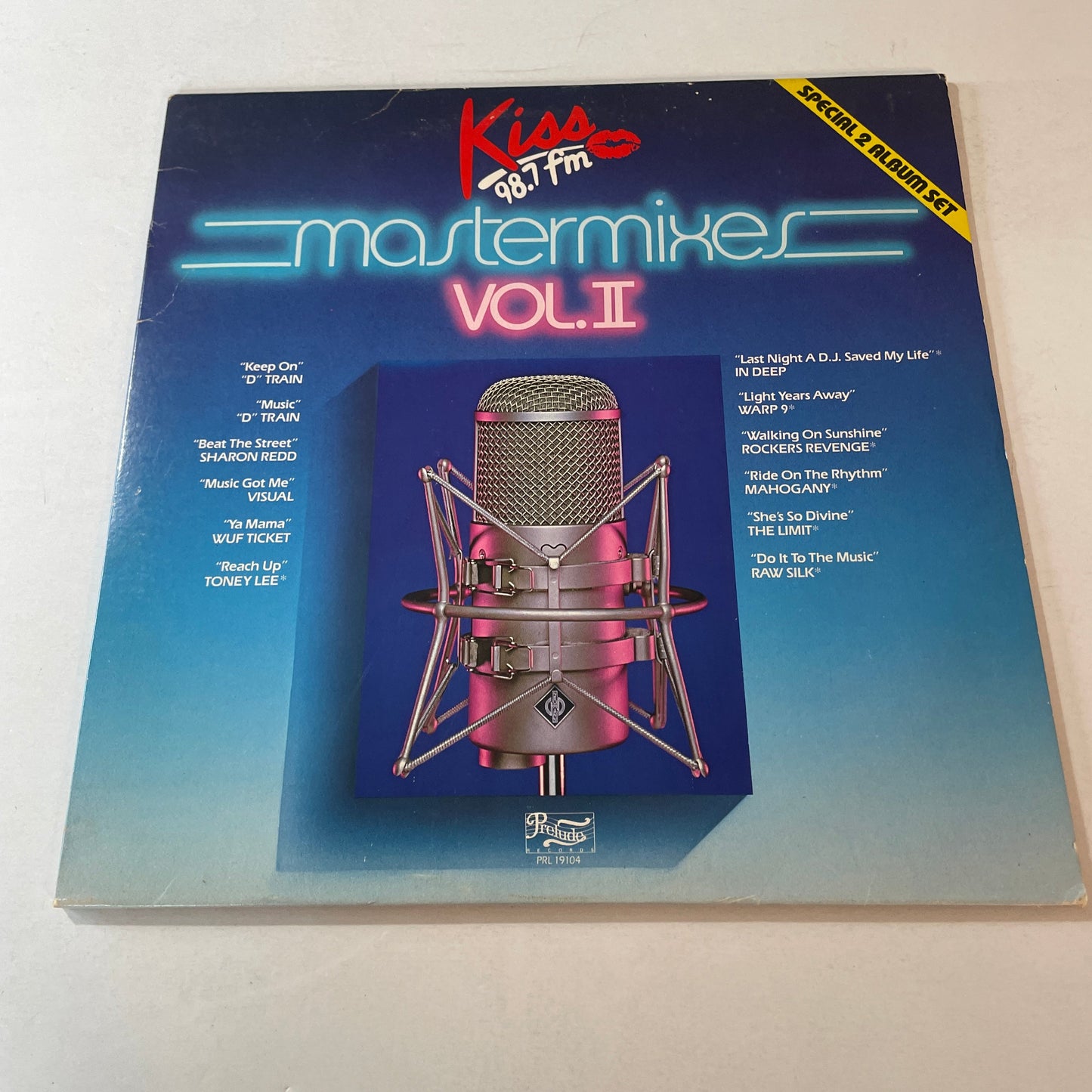 Various Kiss 98.7 FM Mastermixes Vol. II \ Black