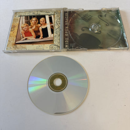 Dixie Chicks Wide Open Spaces Used CD VG+\VG+